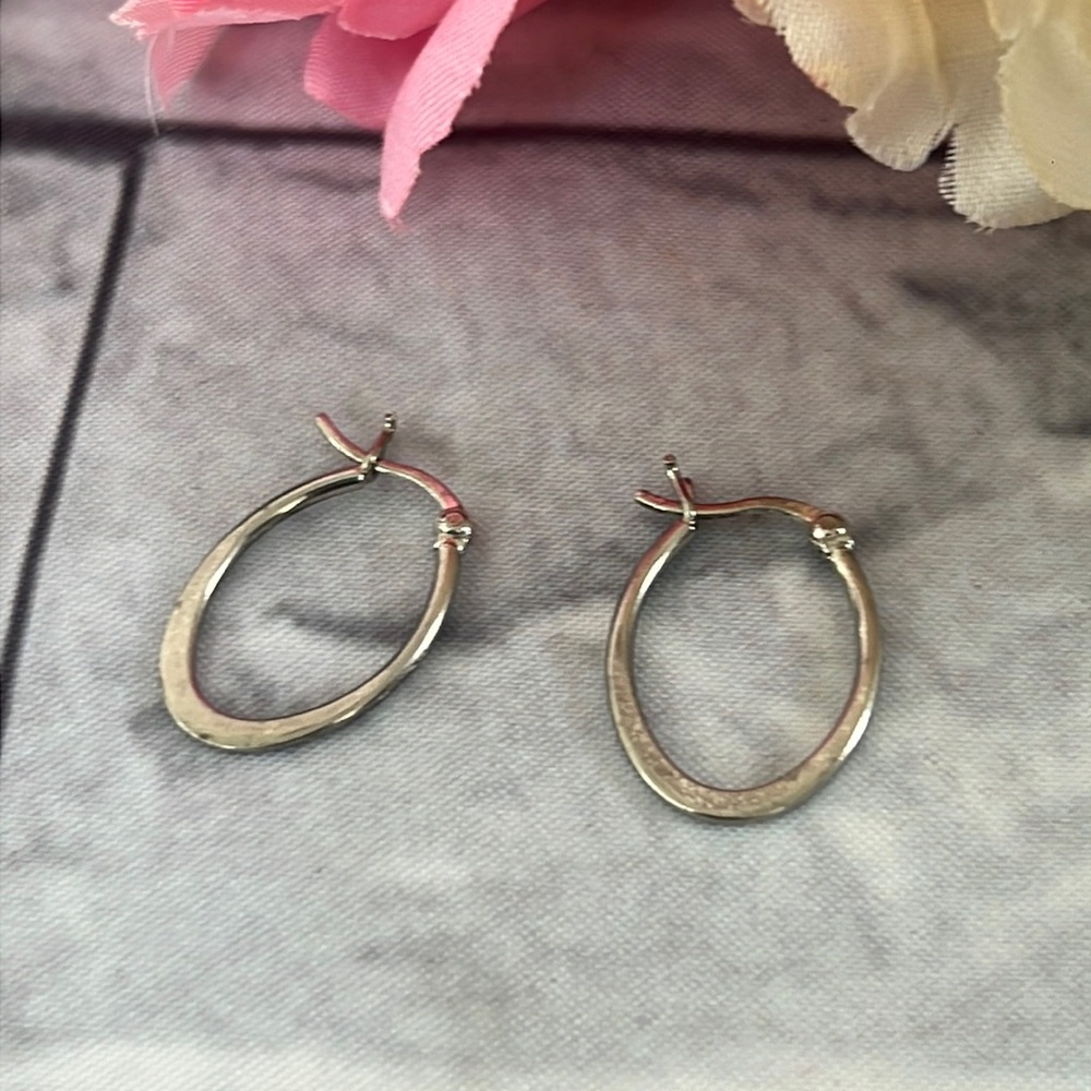 Vintage Signed BB 925 silver hoop earrings